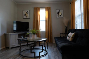 Modern Comforts/7minTo Downtown